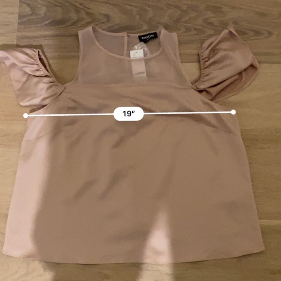 🎉 HOST PICK 🎉 Bebe Ruffle Short Sleeve Cold Shoulder Satin Top Size 12 NWT - Picture 11 of 11